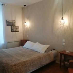 Le Quai 18 Couette-café Lesneven